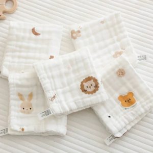 Random Cartoon Pattern Cute Baby Bibs